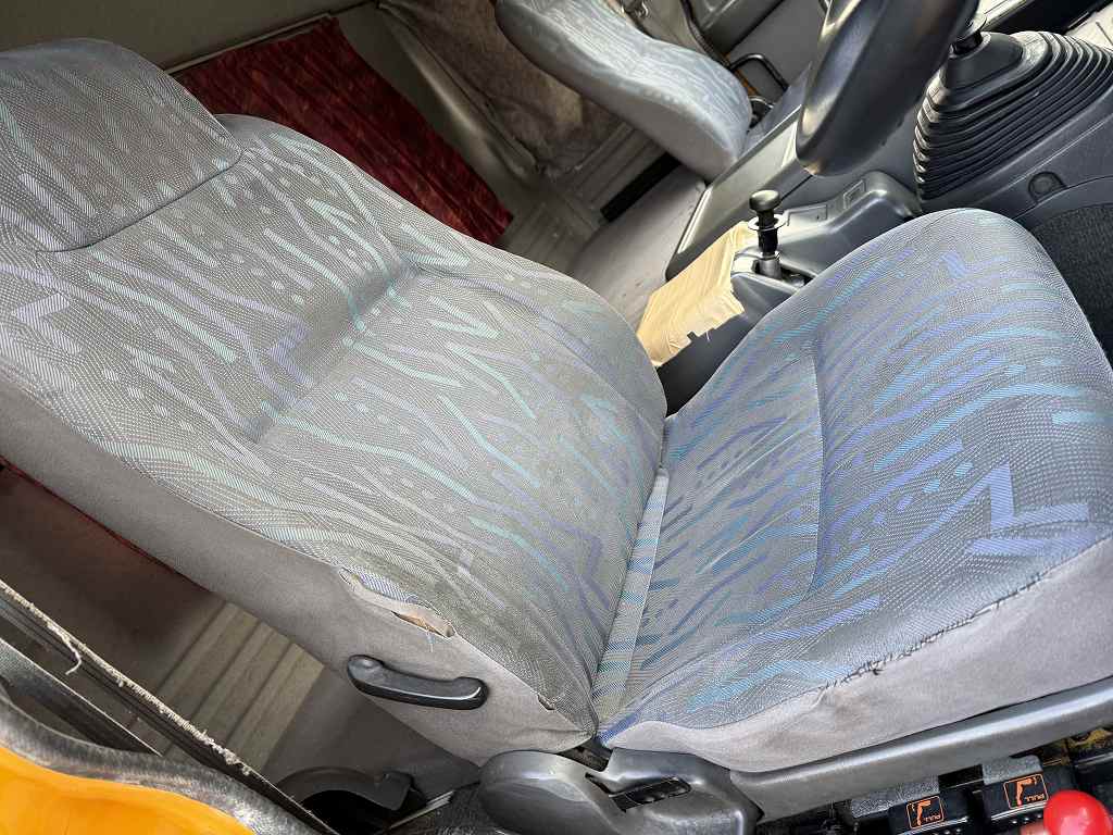 中古コンテナ車 いすゞ フォワード