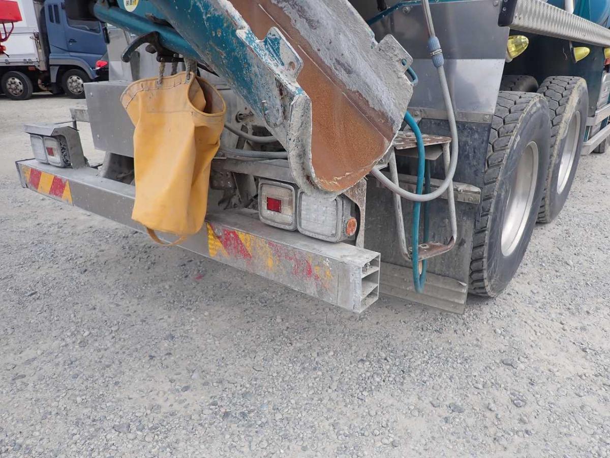 中古ミキサー車(生コン車) いすゞ ギガ