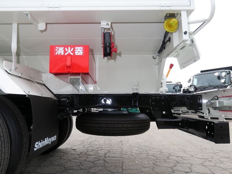 中古タンクローリー 日野 デュトロ