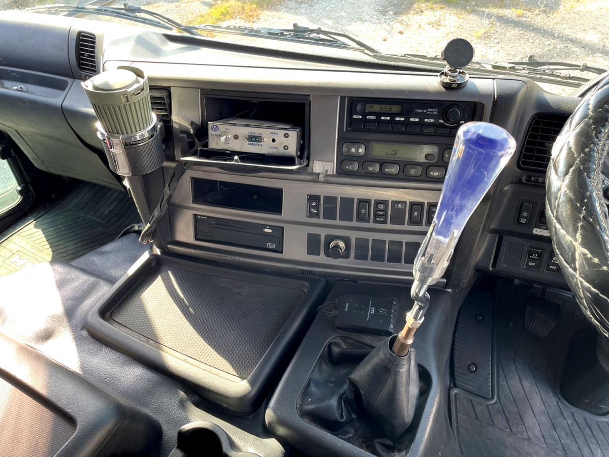 中古ミキサー車(生コン車) 日野 プロフィア
