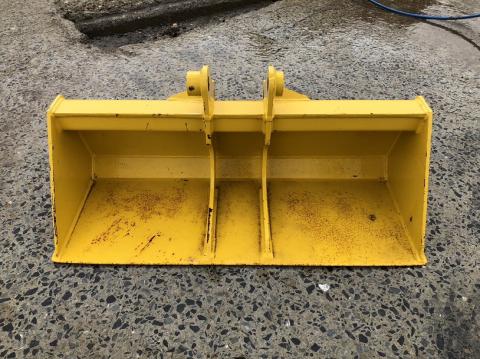 中古部品バケットコマツ/コマツ 法面バケット0.1 PC30用 | 中古重機
