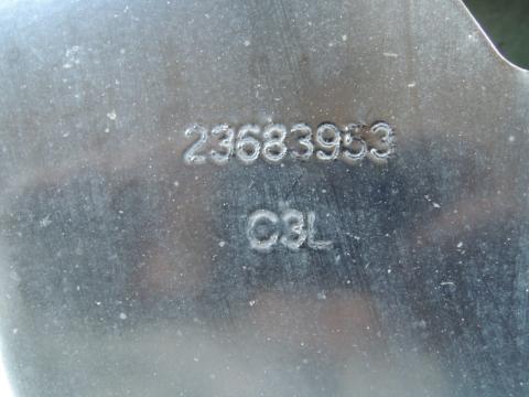 日産UD 大型車 Rバンパー 現車部品