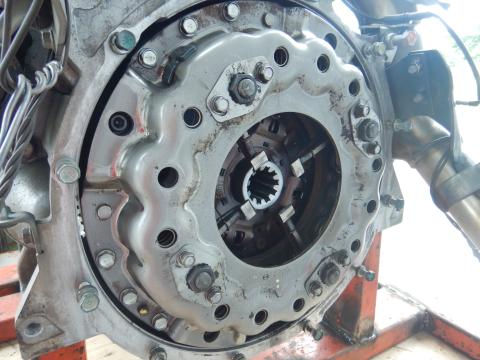 日野 レンジャー エンジンAy 中古パーツ