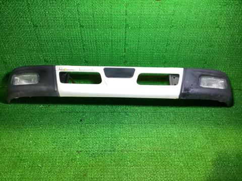 三菱ふそう キャンター Fバンパー 中古パーツ