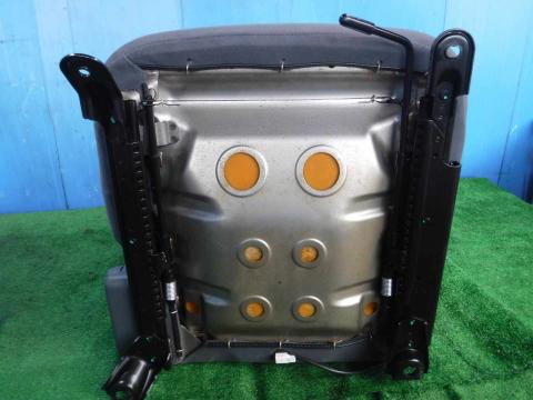 いすゞ エルフ ドライバーシート 中古パーツ