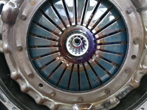 三菱ふそう ファイター エンジンAy 中古パーツ