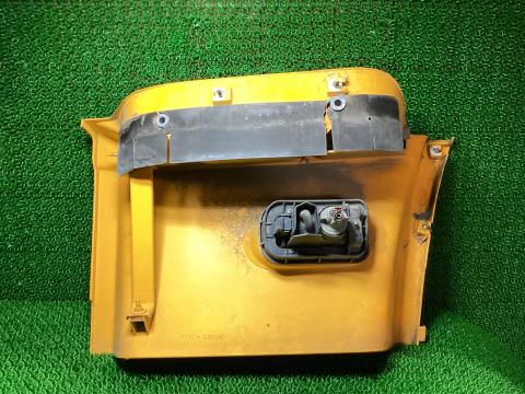 日産UD 大型車 ステップAy(右) 中古パーツ