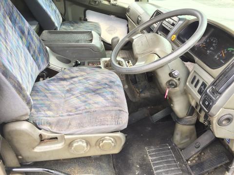 中古ダンプ 三菱ふそう ファイター