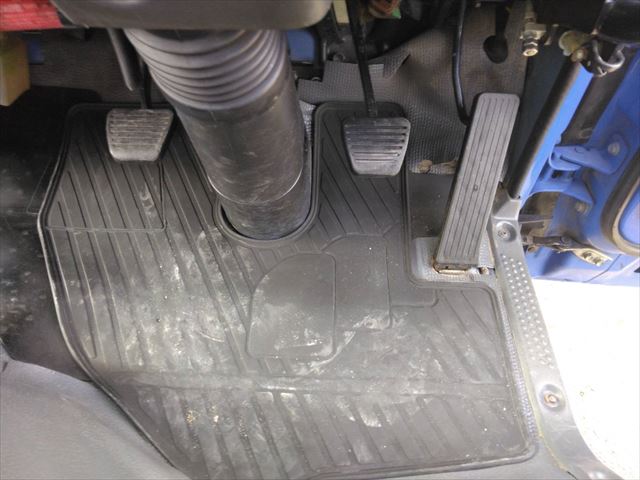 中古ダンプ ニッサン アトラス