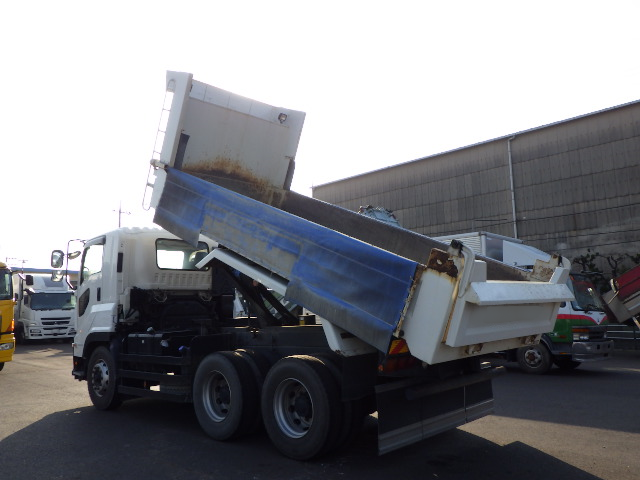 中古ダンプ いすゞ ギガ