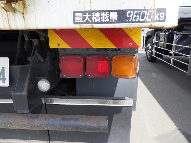 中古ダンプ いすゞ ギガ