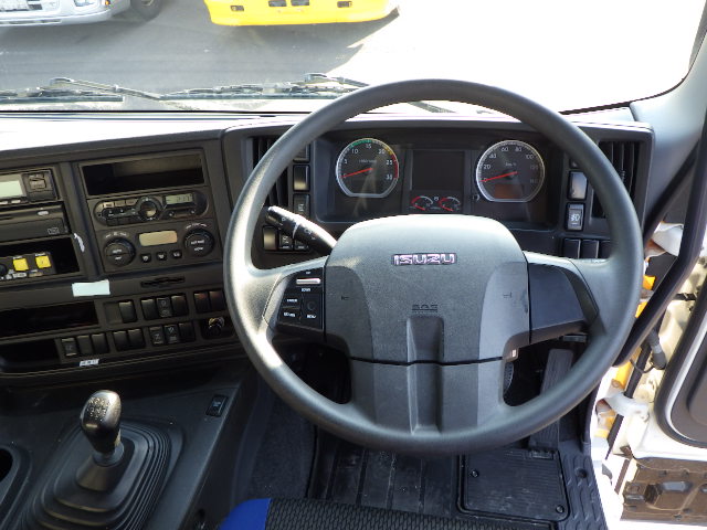 中古ダンプ いすゞ ギガ