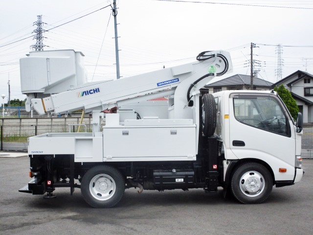 中古高所作業車 日野 デュトロ H28デュトロ アイチsh10a サブバッテリー 第3ブームfrp加工 中古トラック詳細 中古トラック トレーラー バスの情報なら トラックバンク