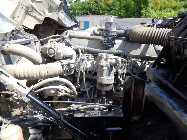 中古ダンプ UDトラックス クオン