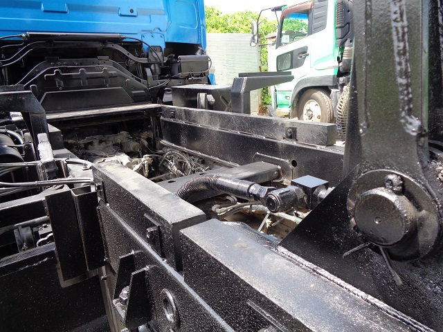 中古ダンプ UDトラックス クオン