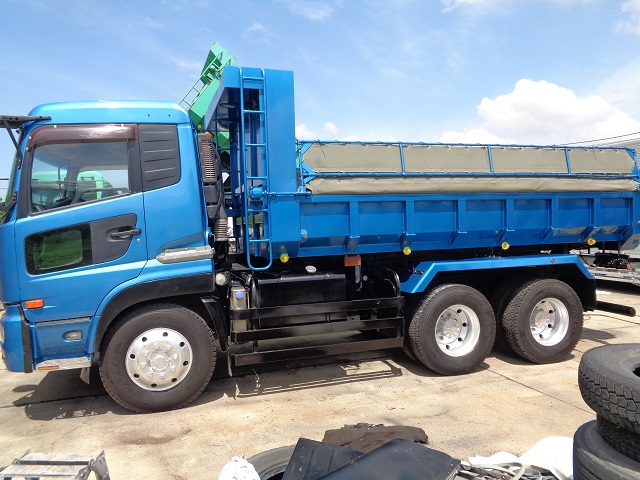 中古ダンプ UDトラックス クオン