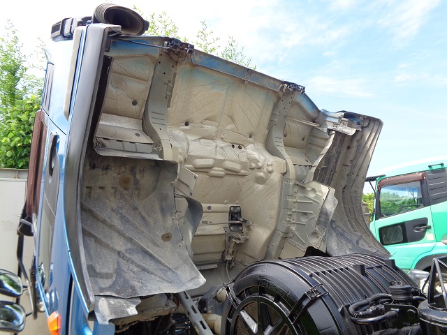 中古ダンプ UDトラックス クオン