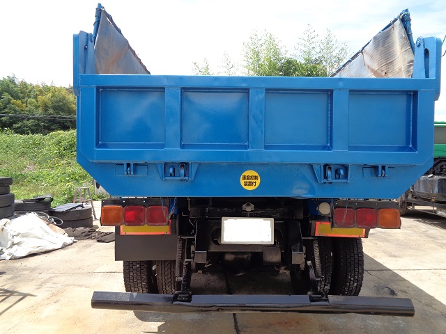 中古ダンプ UDトラックス クオン