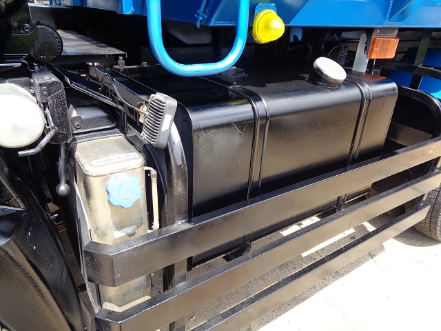 中古ダンプ UDトラックス クオン