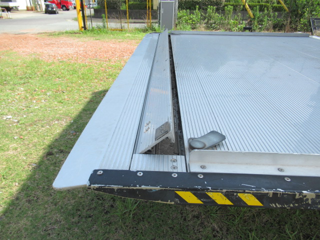 中古アルミウィング いすゞ フォワード