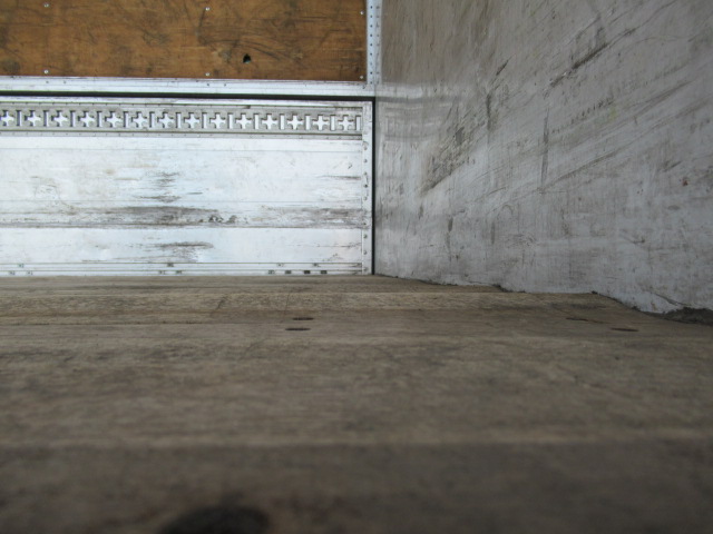 中古アルミウィング いすゞ フォワード