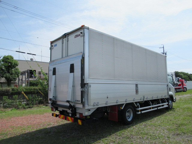 中古アルミウィング いすゞ フォワード