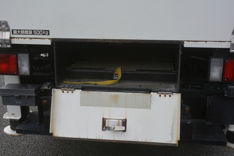 中古高所作業車 いすゞ エルフ