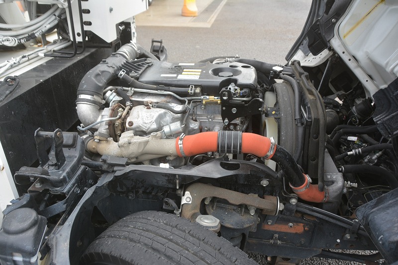 中古高所作業車 いすゞ エルフ