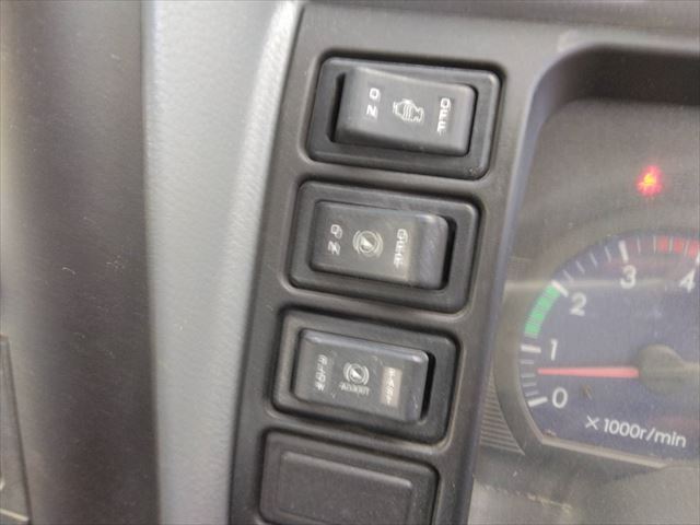 中古ダンプ 三菱ふそう キャンター