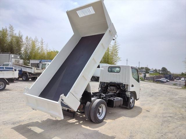 中古ダンプ 三菱ふそう キャンター