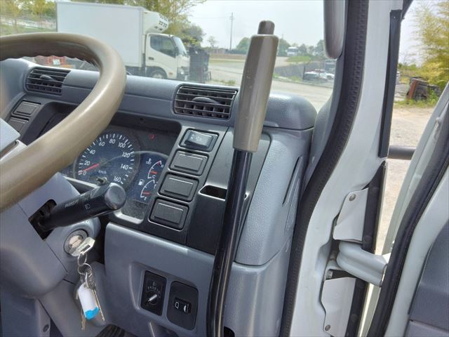 中古ダンプ 三菱ふそう キャンター