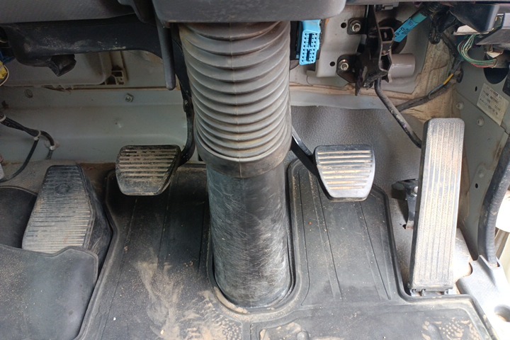 中古ダンプ いすゞ フォワード