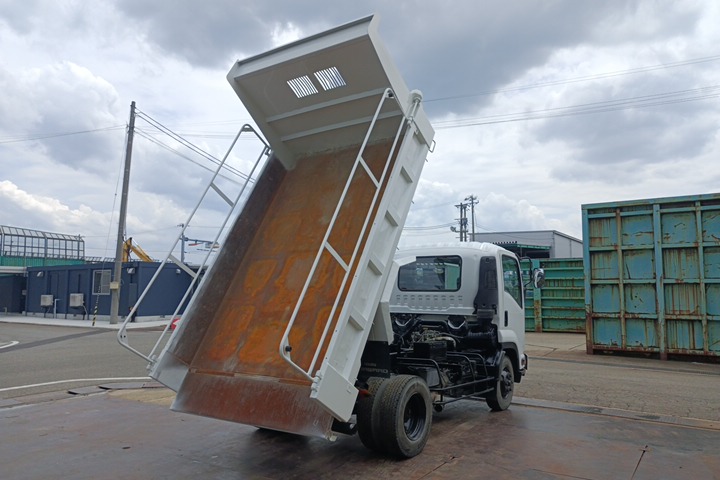 中古ダンプ いすゞ フォワード