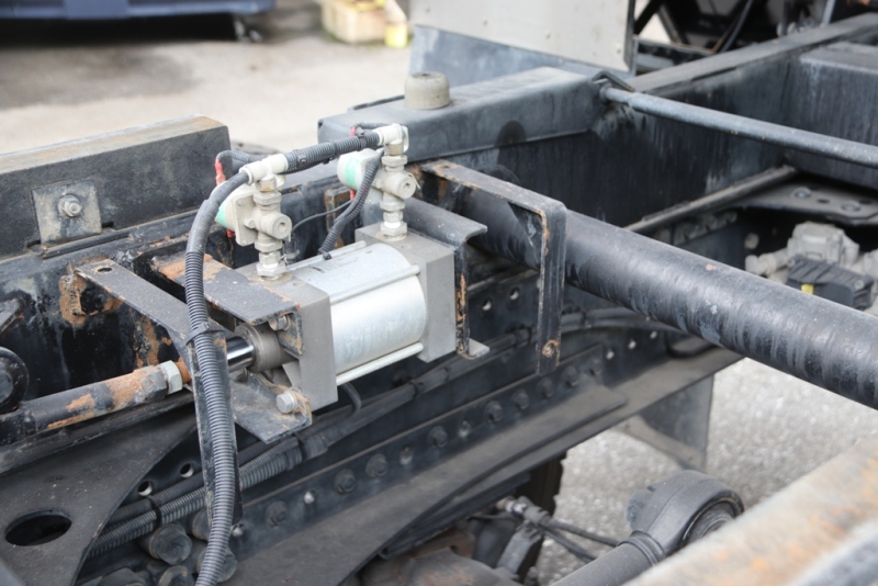 中古ダンプ 日野 プロフィア