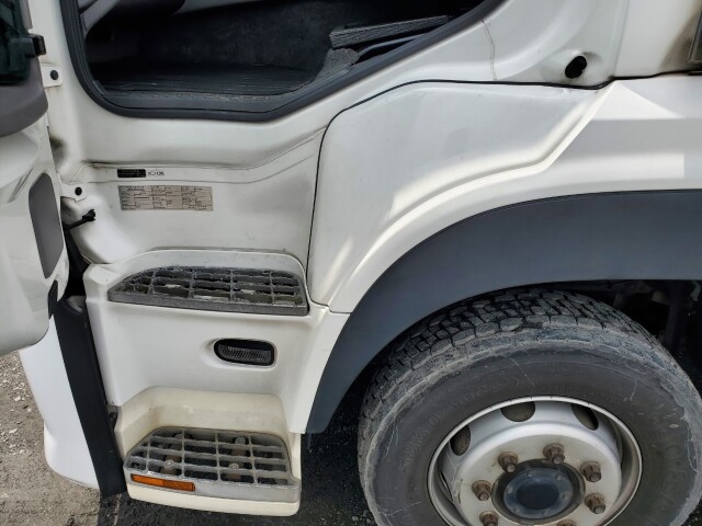 中古冷凍ウィング UDトラックス クオン