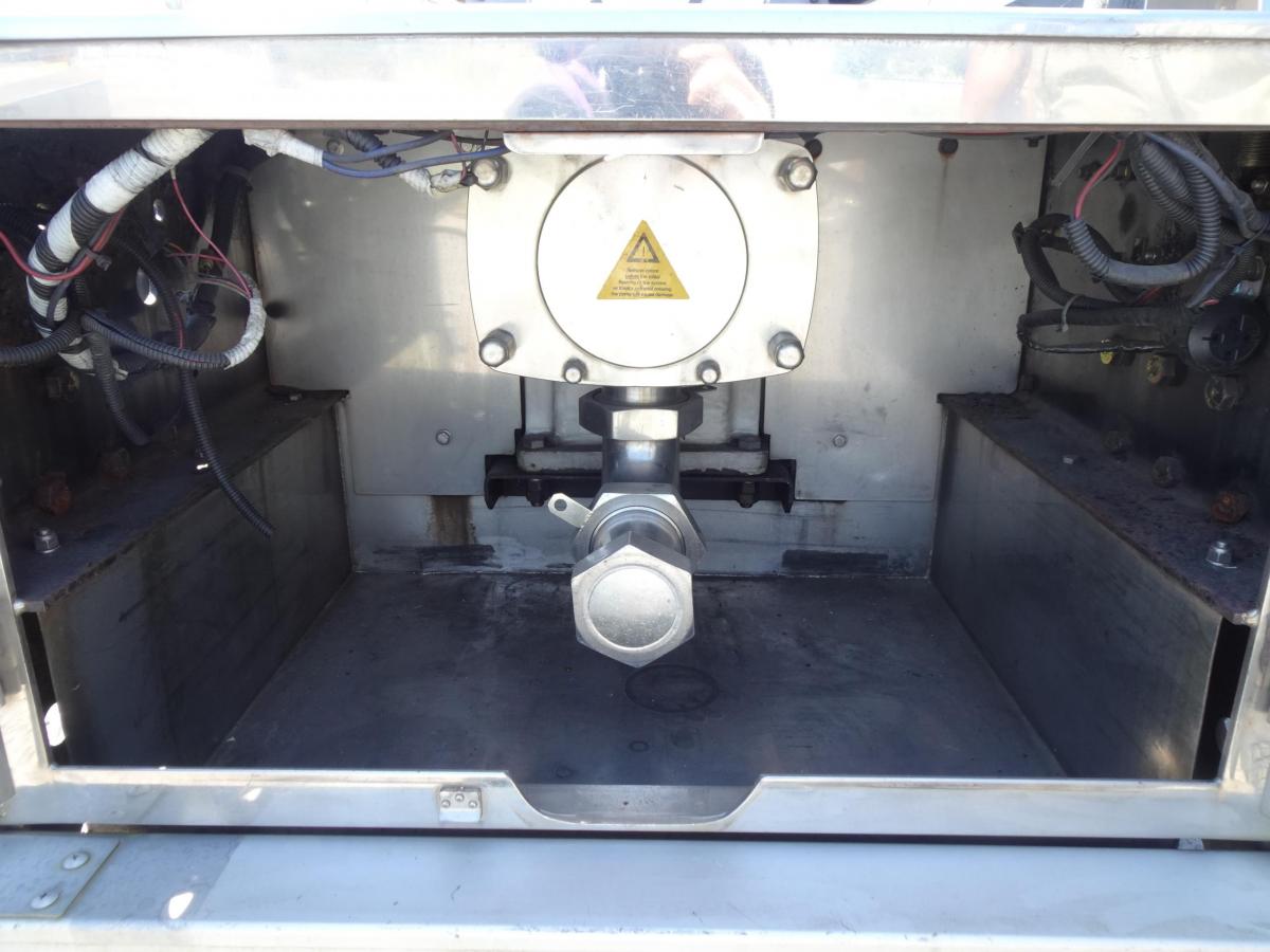 中古タンクローリー 日野 プロフィア