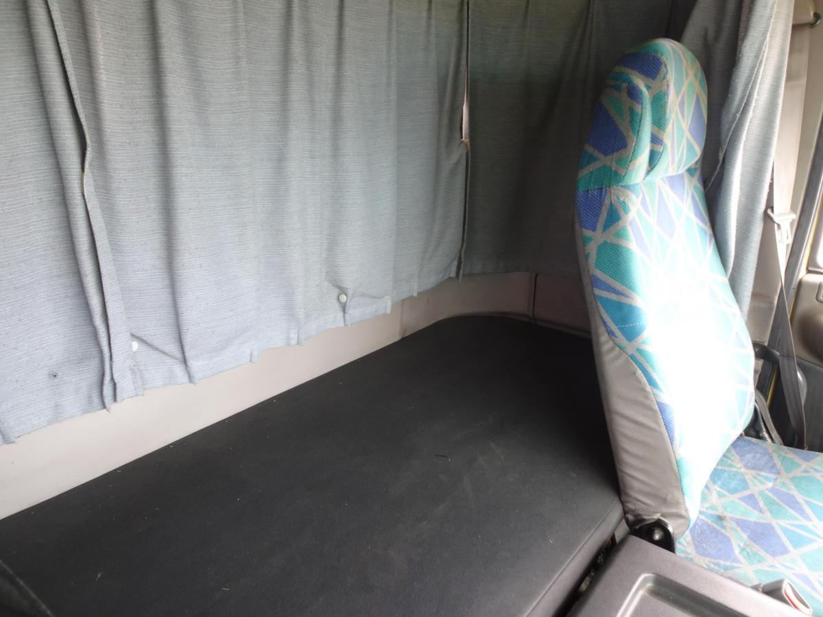 中古タンクローリー 日野 プロフィア