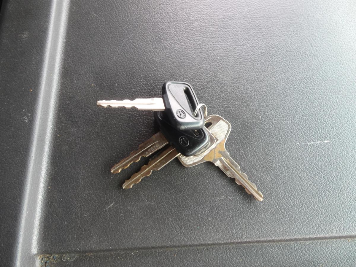 中古タンクローリー 日野 プロフィア