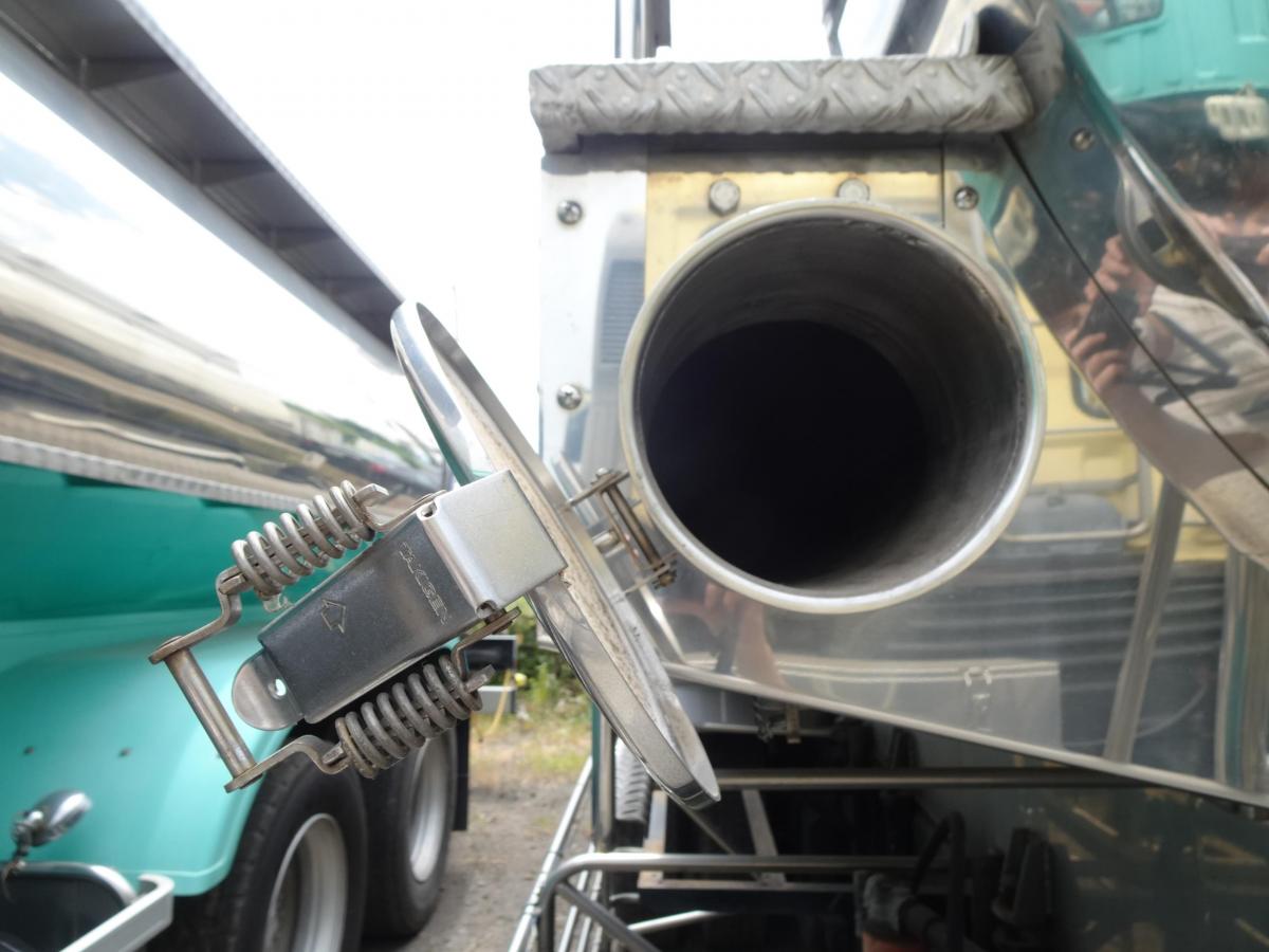 中古タンクローリー 日野 プロフィア