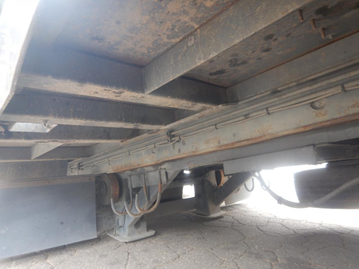 中古セルフローダー 日野 プロフィア