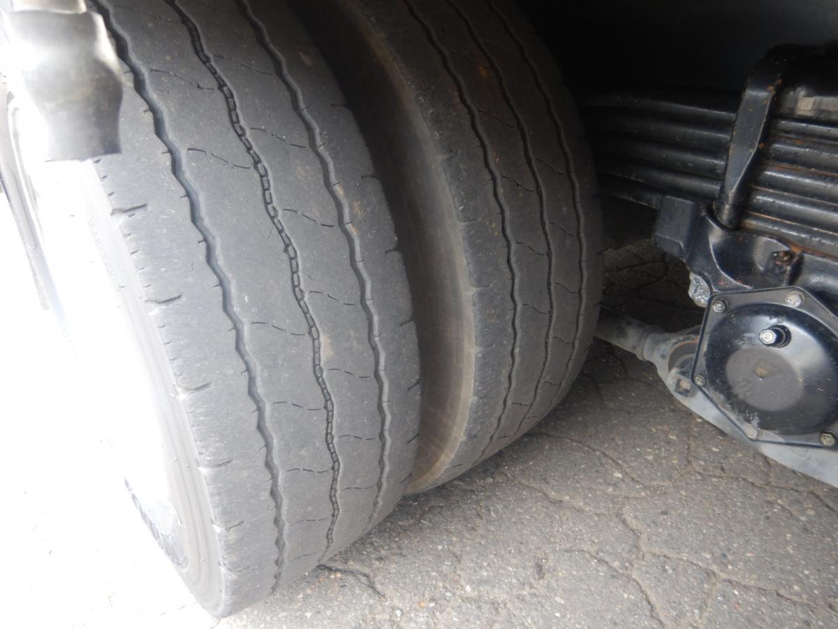 中古セルフローダー 日野 プロフィア