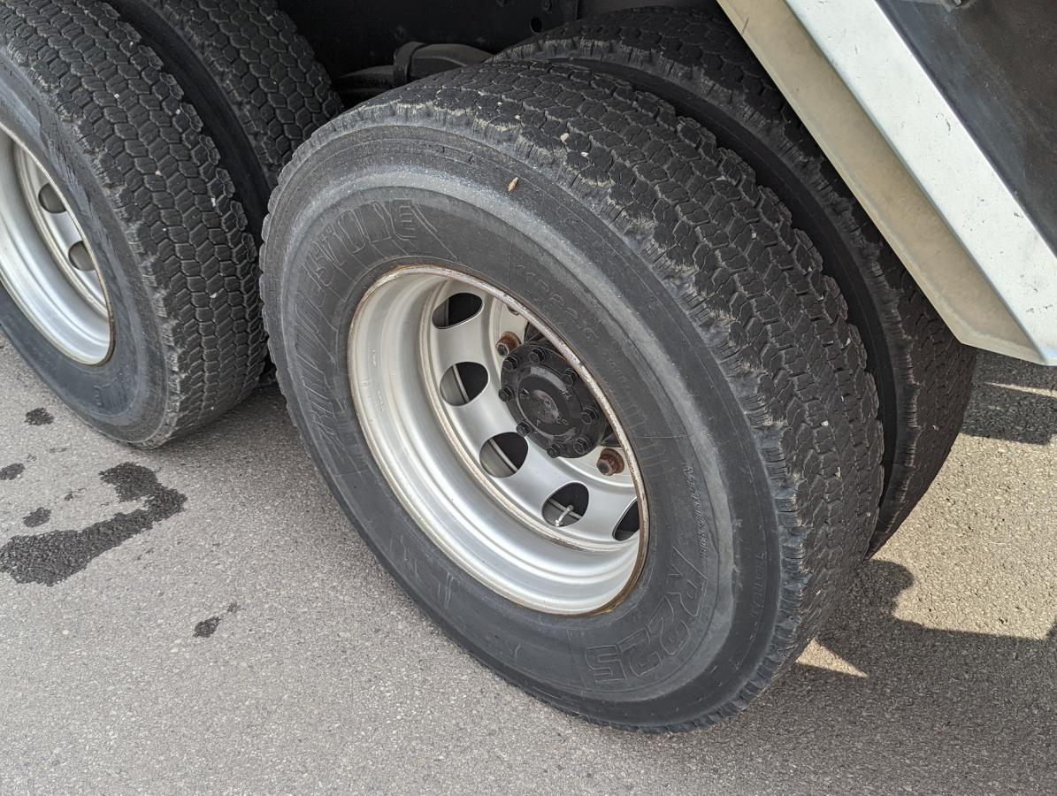 中古ダンプ 三菱ふそう スーパーグレート