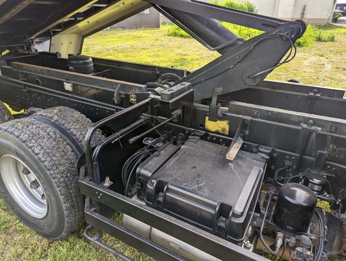 中古ダンプ 三菱ふそう スーパーグレート