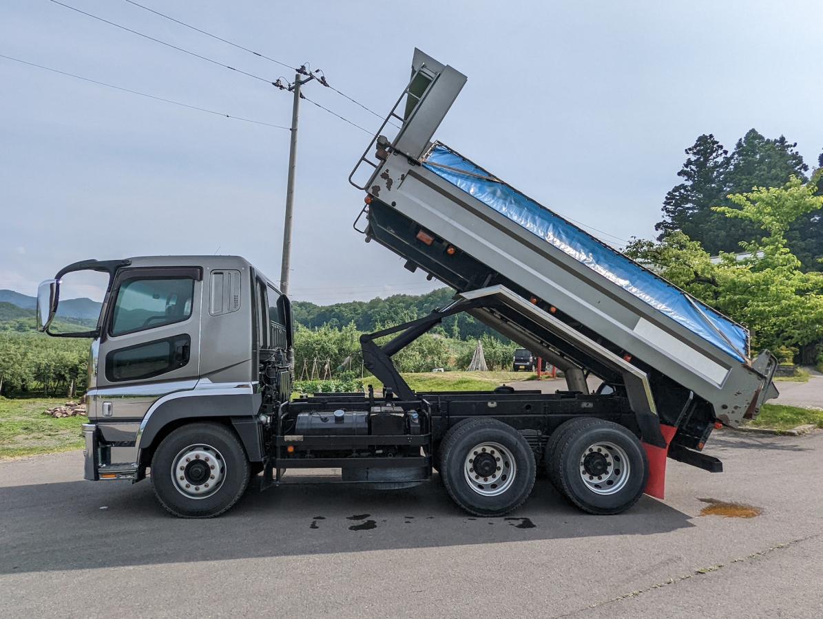 中古ダンプ 三菱ふそう スーパーグレート