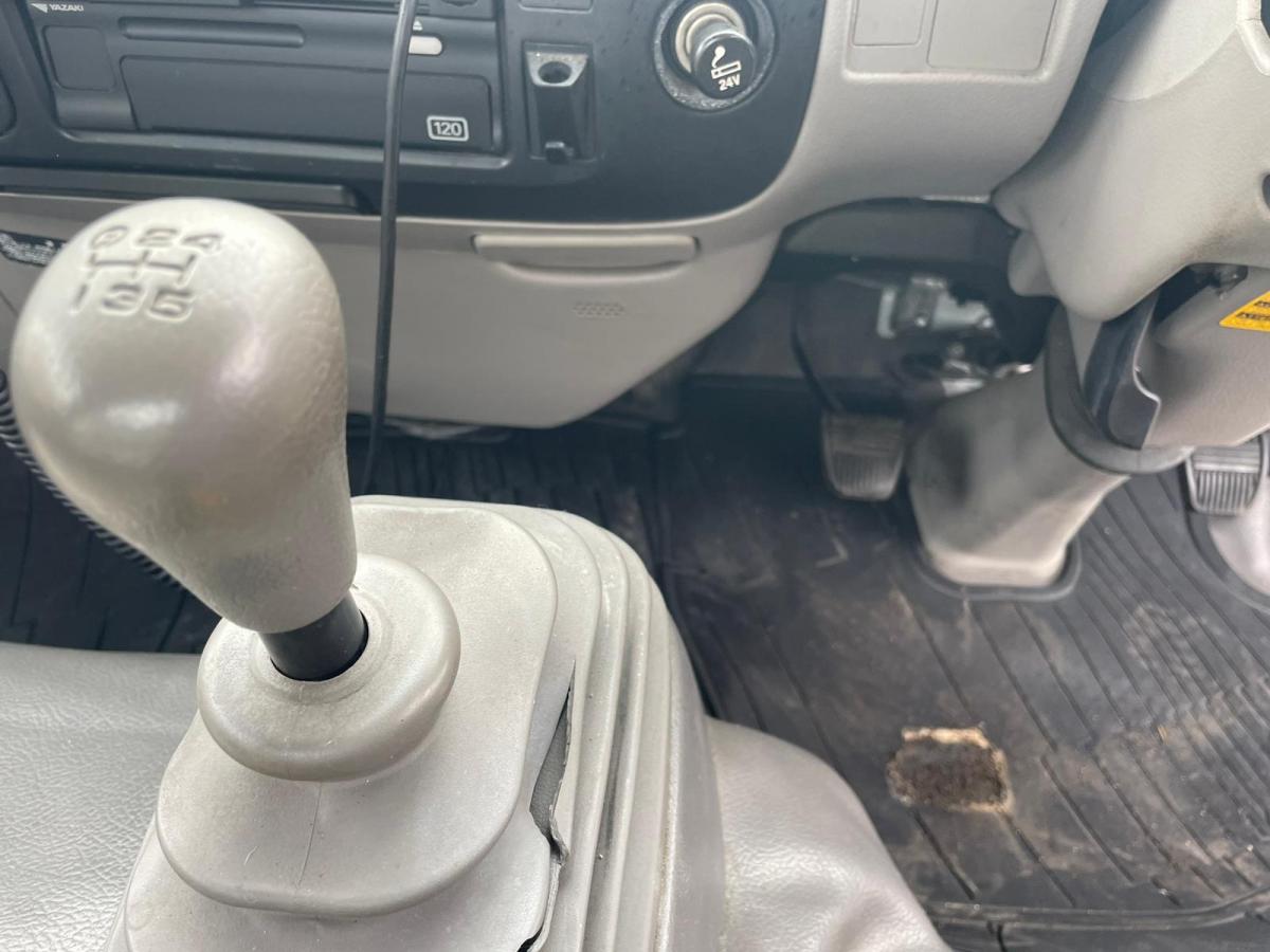 中古平ボディ 日野 デュトロ