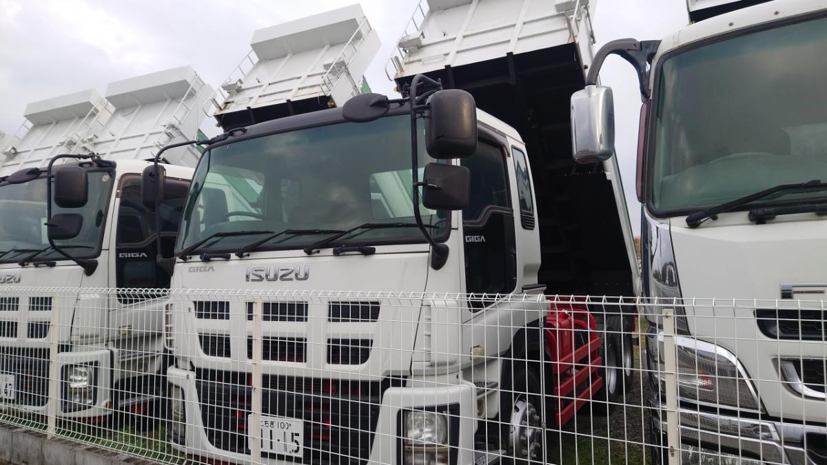 中古ダンプ いすゞ ギガ