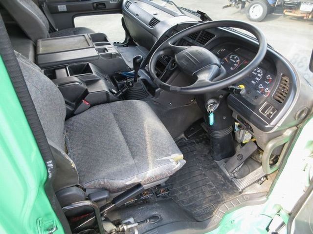 中古ミキサー車(生コン車) いすゞ ギガ
