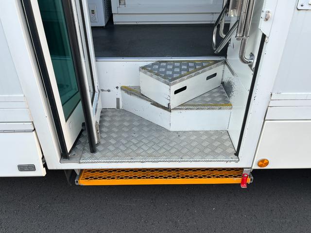 中古特装車その他 いすゞ エルフ