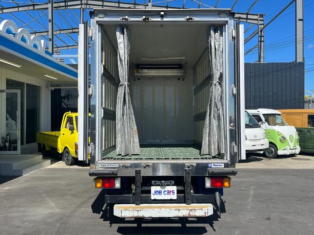 中古冷凍バン いすゞ エルフ