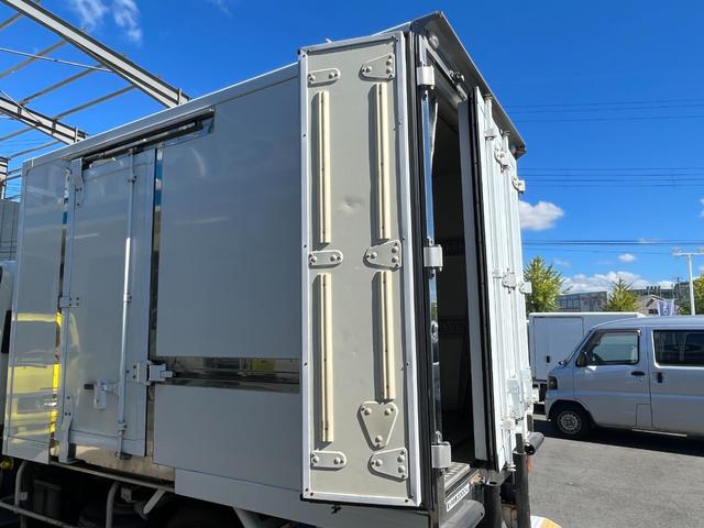 中古冷凍バン いすゞ エルフ